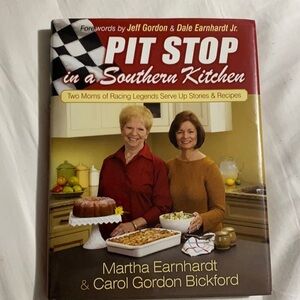 Pit stop in a southern kitchen Cookbook